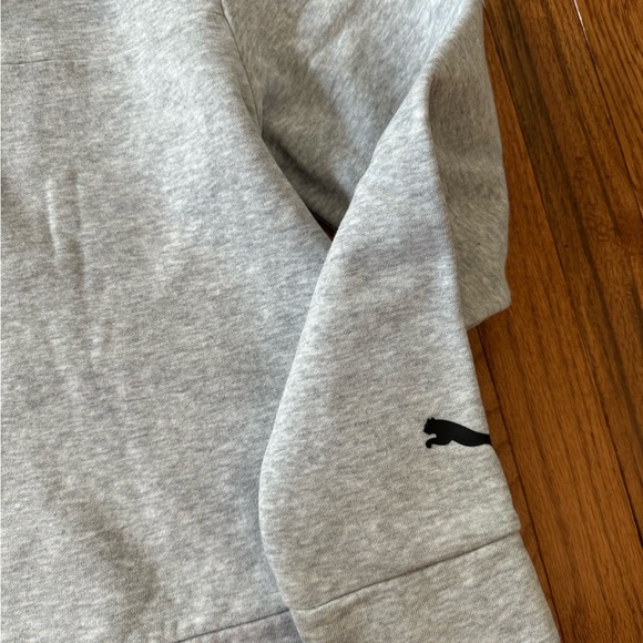 Puma women’s zip front sweatshirt in M color grey - Picture 4 of 5